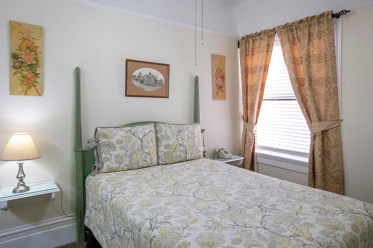 Фото Hayes Valley Inn