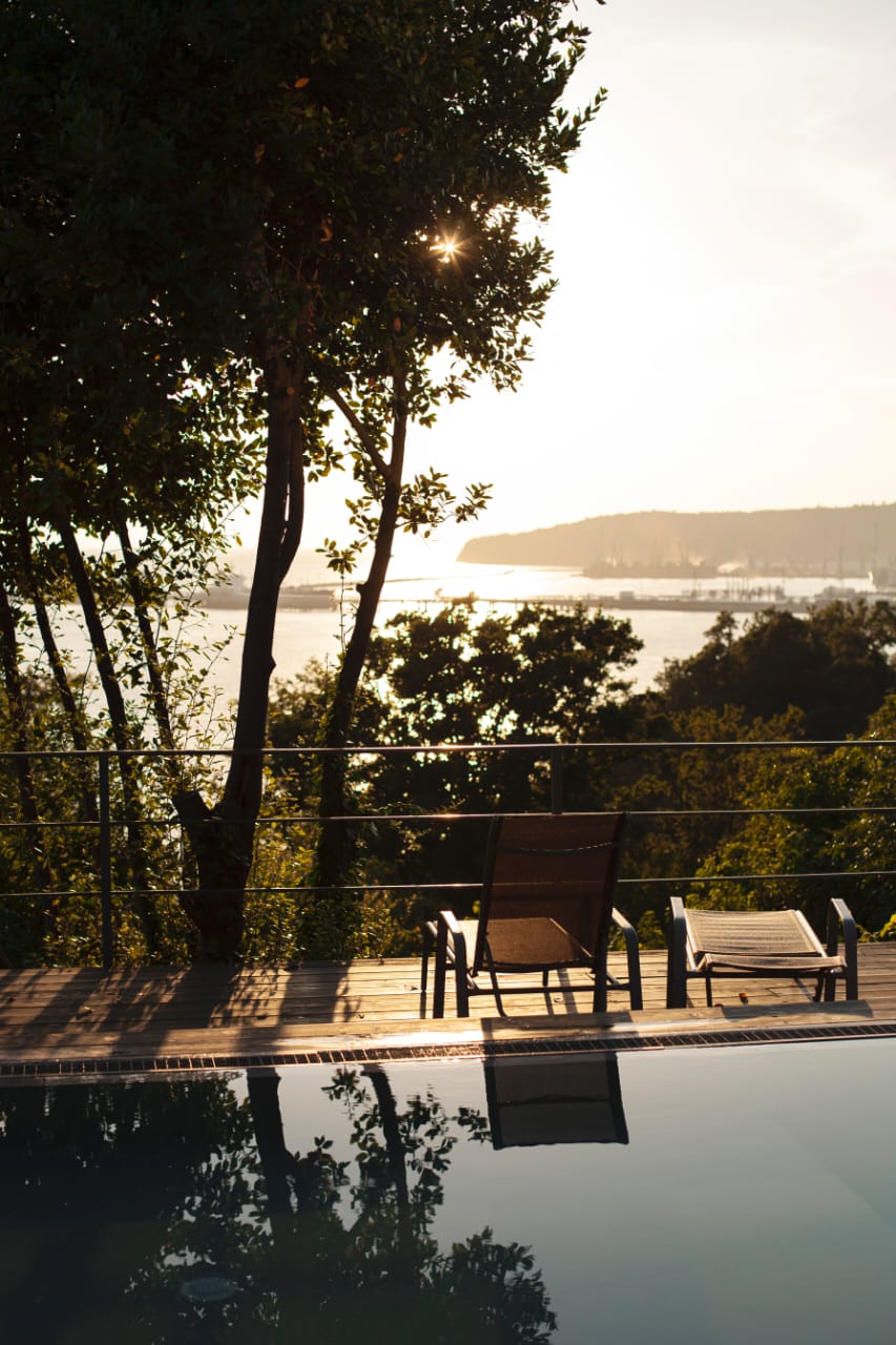 Фото Серый дом