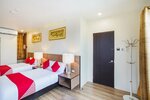 Oyo 489 Casa Mia Hotel Suites