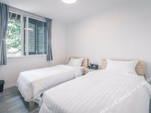 Гостиница Shaoxing Luxun Native Place Youth Hostel в Шаосине
