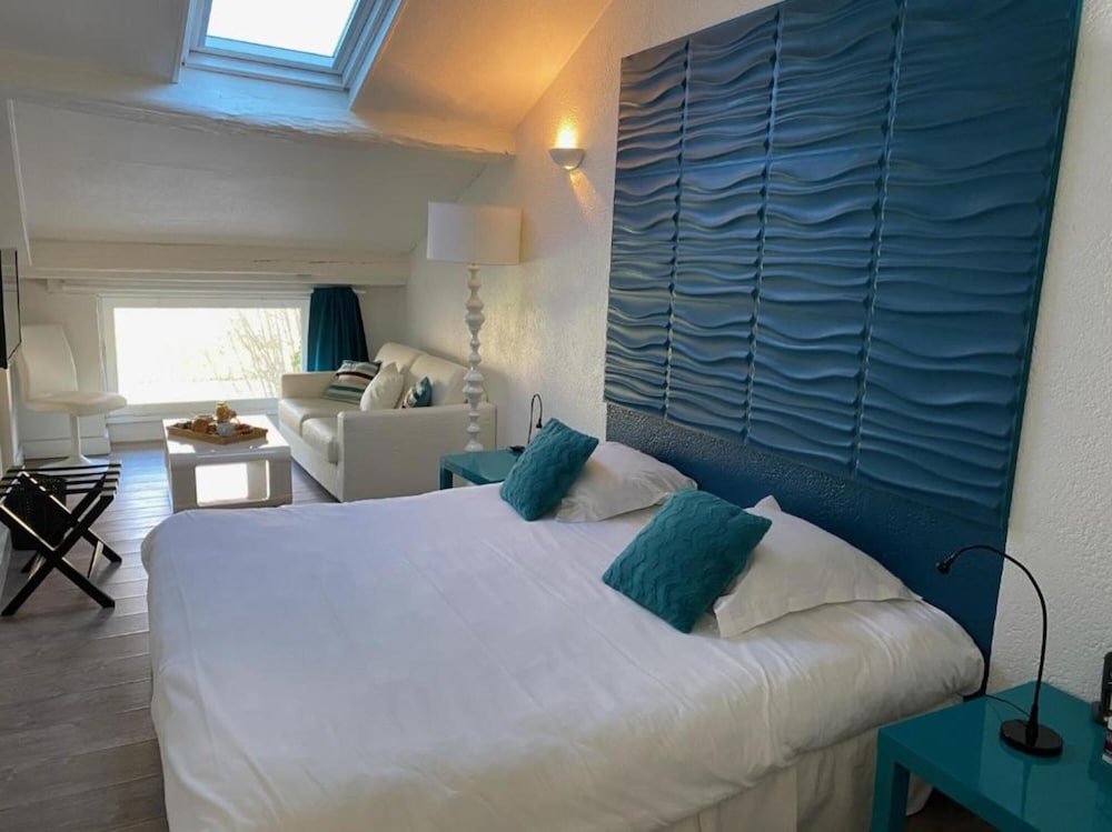 Фото 43223975157