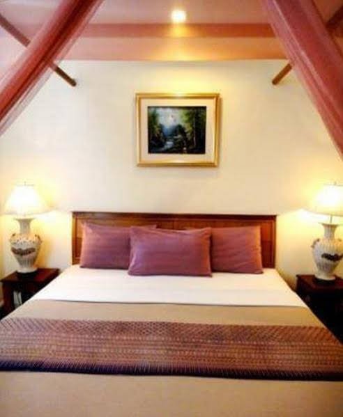 Фото Howard Square Boutique Hotel