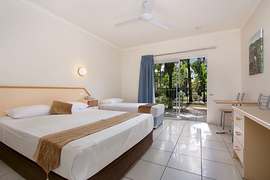 Фото Cairns Rainbow Resort
