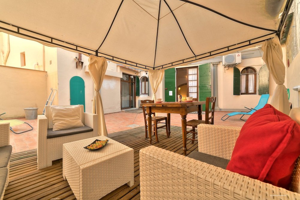 Фото Wine Apartments Florence Trebbiano