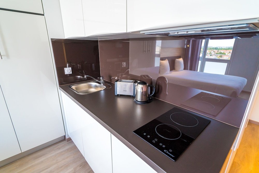 Фото All Suites Appart Hotel Massy Palaiseau