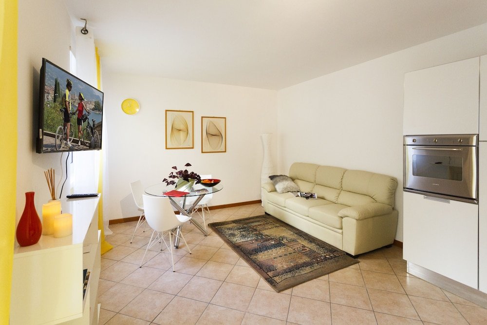 Фото Lovers Retreat