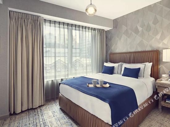 Фото The Artezen Hotel