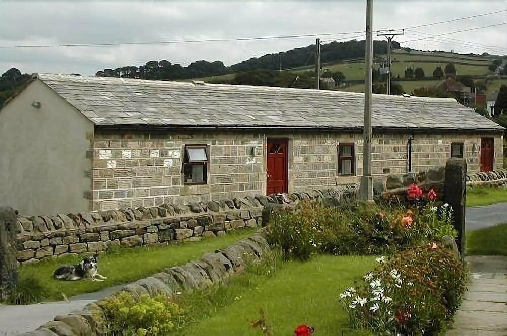 Hotel Chevin End Guest House, England, photo