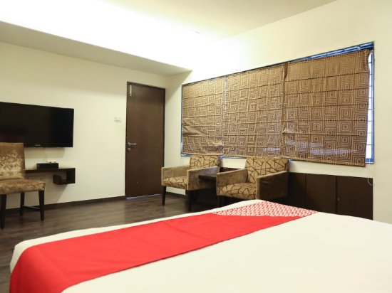 Фото Oyo 26499 Check Inn Service Apartment