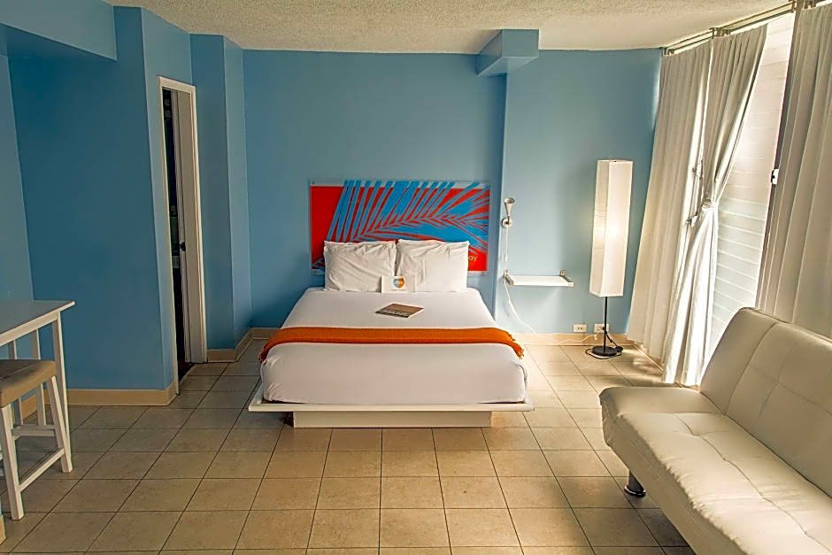 Фото Stay Hotel Waikiki