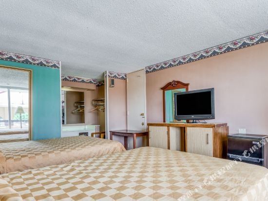 Фото Oyo Hotel Jackson North I-55