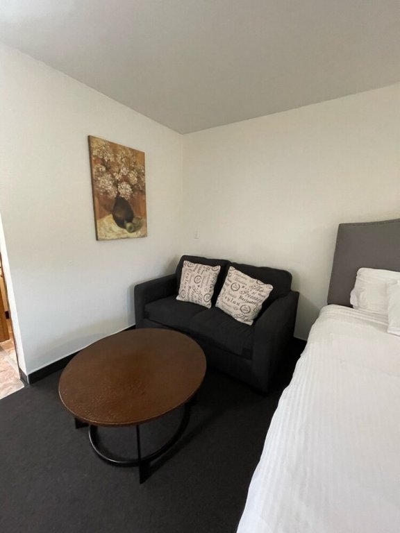 Фото Fairground Inn