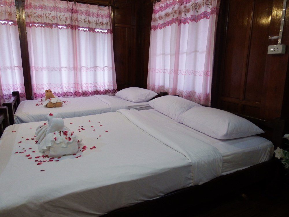 Фото Pon-Pon & Nuan-La-Or