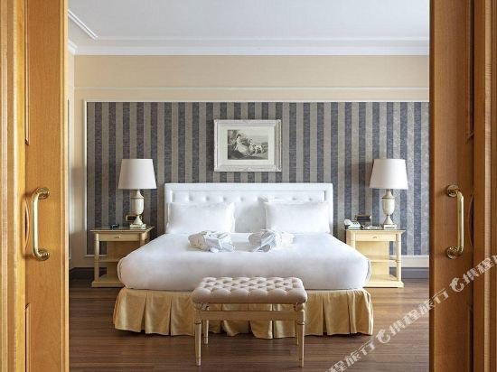 Фото Royal Hotel Carlton