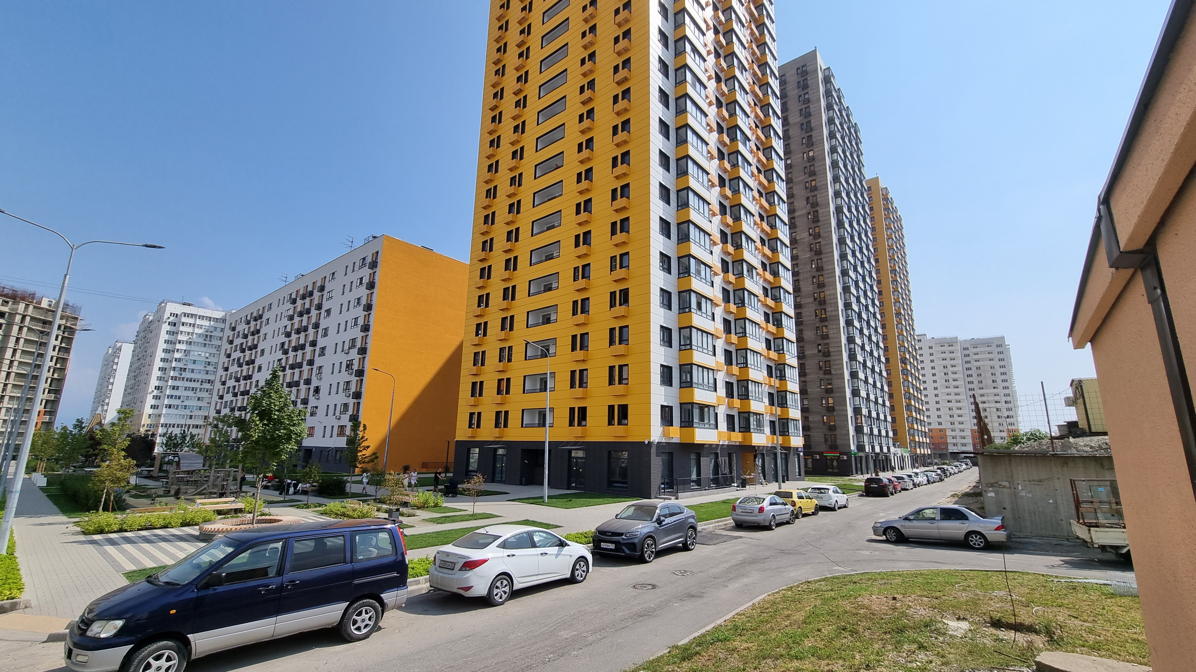 Фото Apple House