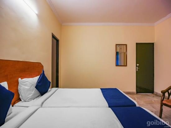 Фото Oyo 20025 SilverKey Banjara Hills