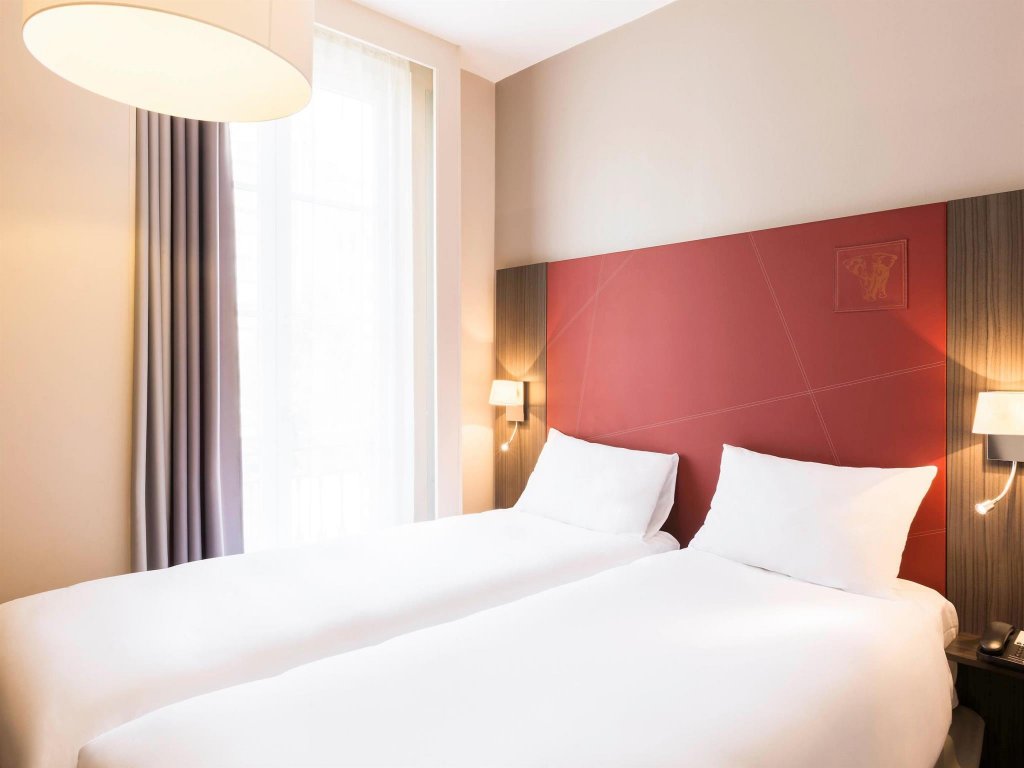 Фото ibis Styles Nantes Centre Place Graslin Hotel