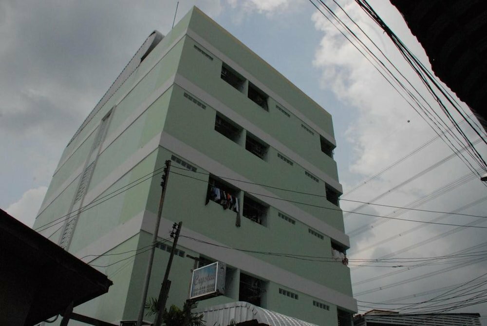 Hotel The Crystal Apartment, Bangkok, photo