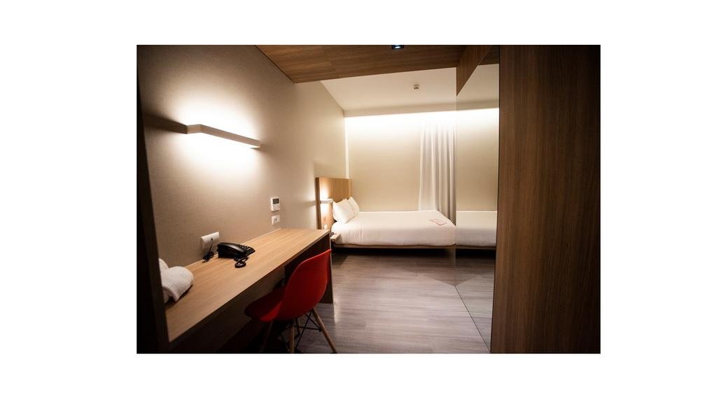 Фото Hotel Moov Curitiba