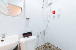 Гостиница RedDoorz near G Mall Bajada Davao