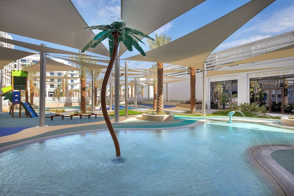 Абу даби остров яс