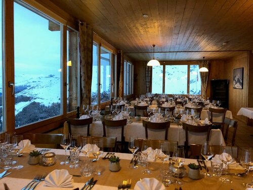 Гостиница Hôtel Weisshorn sur St-Luc 2337m