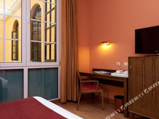 Фото Senator Cádiz SPA Hotel