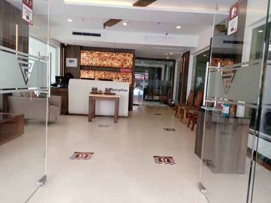 Гостиница Hotel Cr Grande в Мадурае