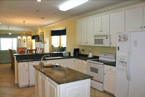 Гостиница Anchors Townhomes 5 4 Bedroom Townhouse в Дестине