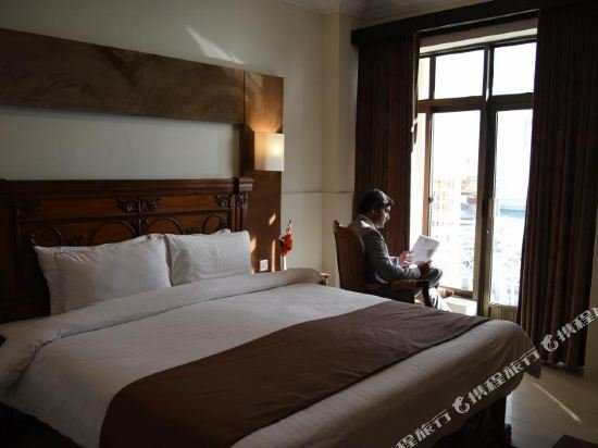 Фото Отель One Murree