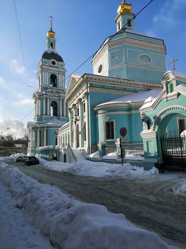 Православный храм Церковь Троицы Живоначальной в Серебряниках, Москва, фото