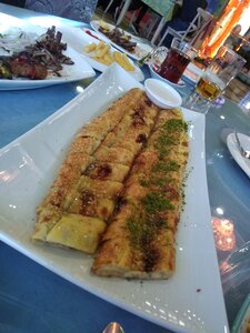 Golden Fork (Amir Temur Avenue, 21А), restaurant