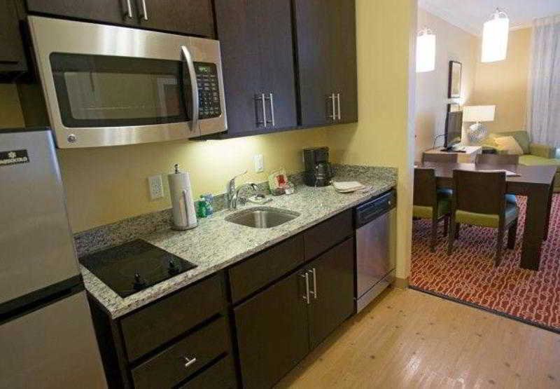 Фото TownePlace Suites Bowling Green