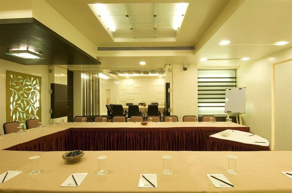 Фото Hotel Planet Residency