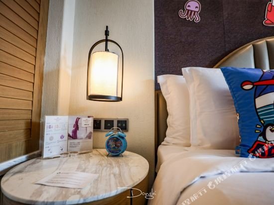 Фото Crowne Plaza Qingdao Oriental Movie Metropolis, an Ihg Hotel