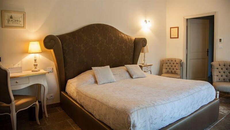 Гостиница Mas Valentine Hôtel в Сен-Реми-де-Провансе