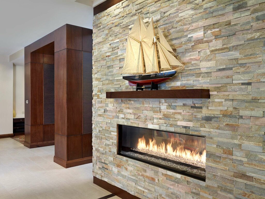 Hotel Hampton Inn by Hilton Halifax Downtown, Halifax, photo