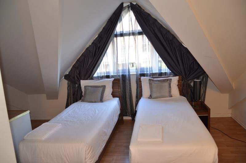 Фото Central City Apartments