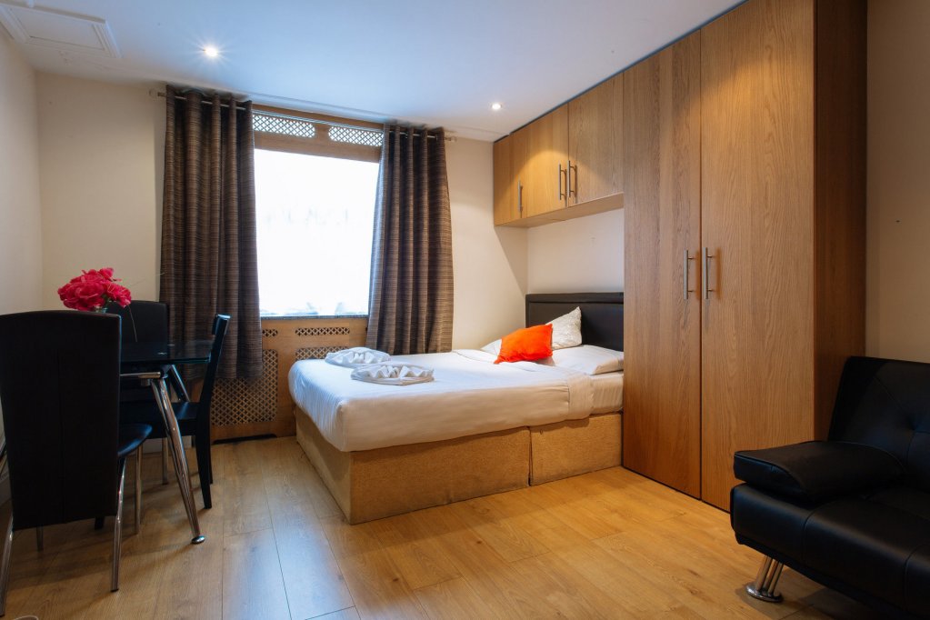 Фото London Plaza Serviced Apartments