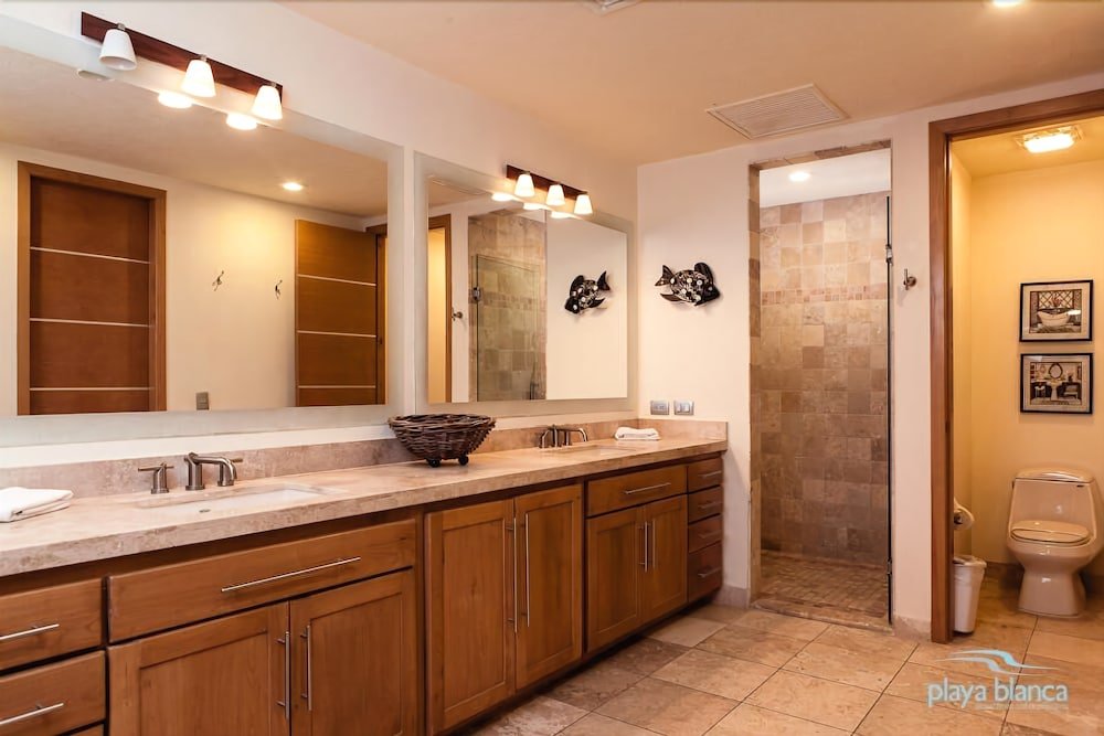 Фото 1 Playa Blanca 1207 - 1 Br condo by RedAwning