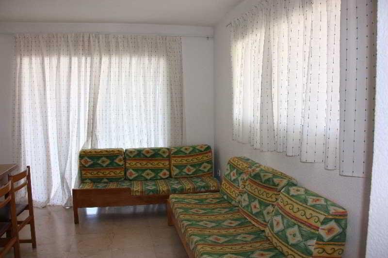 Фото Maryciel Apartamentos