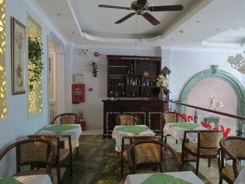 Гостиница Khanh Thuy Hotel