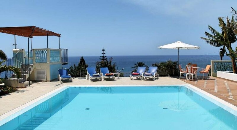 Гостиница Villa do Mar II by Our Madeira в Кальете