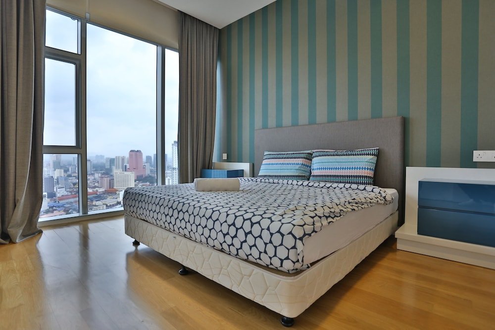 Фото Pine Luxury at Platinum Suite Klcc