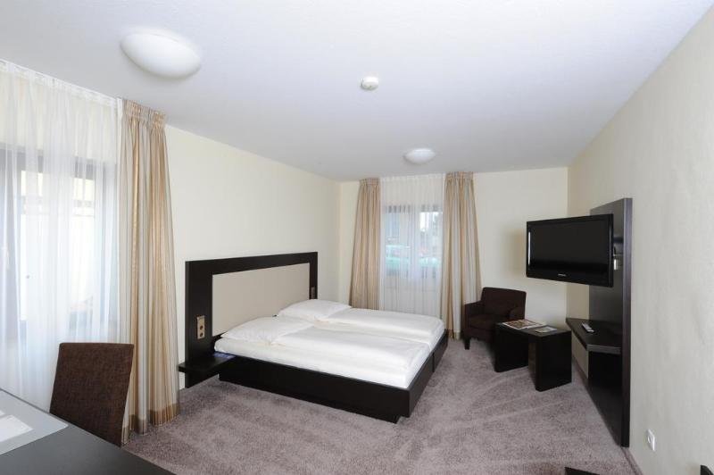 Фото Hotel-Restaurant Zur Post