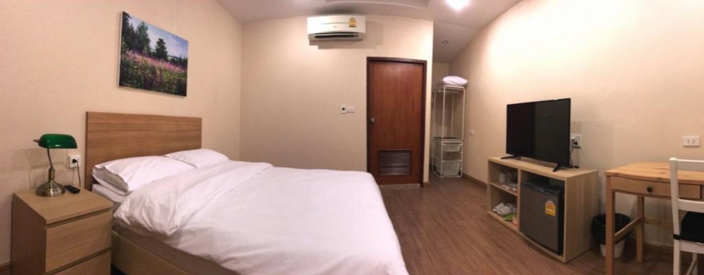 Фото S'Prima Hostel