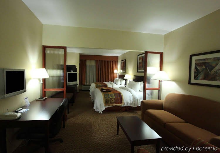 Фото Fairfield Inn & Suites by Marriott Somerset