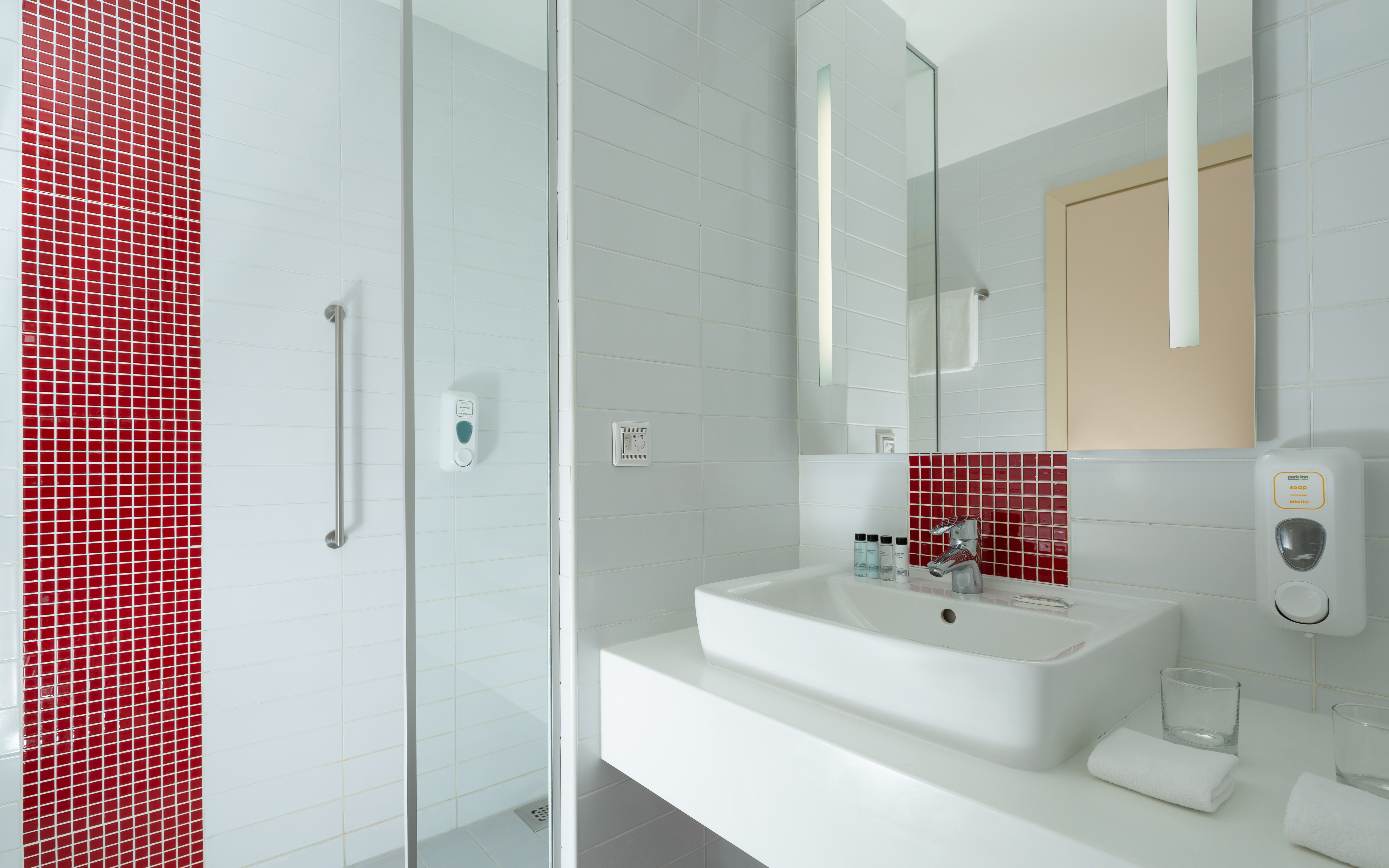 Фото Cosmos Sochi Hotel