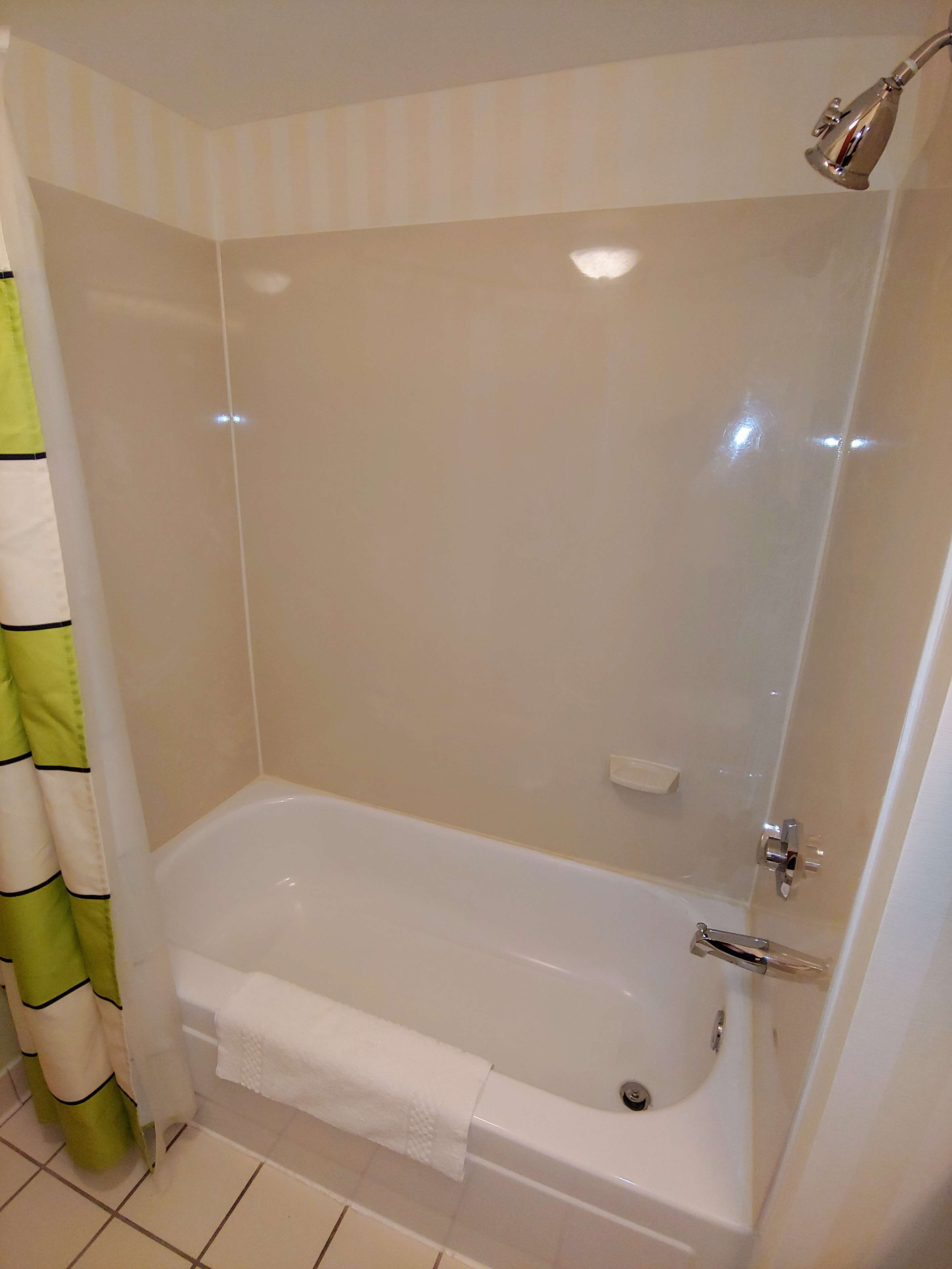 Фото SureStay Plus Hotel by Best Western Scottsdale North