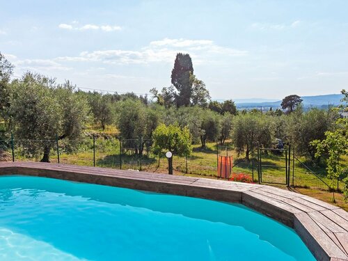 Гостиница Cottage in Arezzo With Pool, Terrace, Garden, Deckchairs